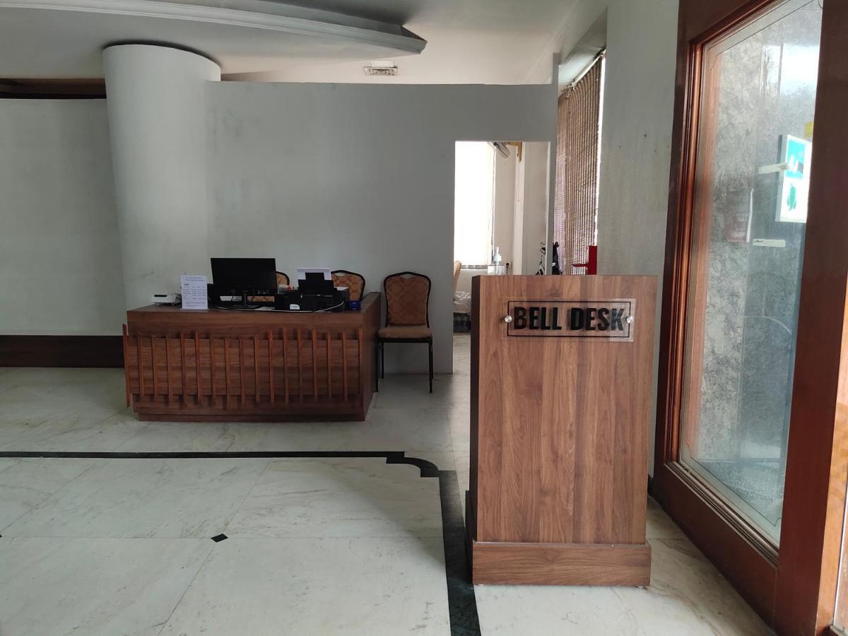 Zip By Spree Hotels Surabi International Vellore Bagian luar foto